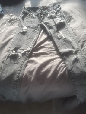 Guess Gray Distressed Skinny Jeans